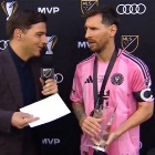 梅西：阿尔巴和布斯克茨能以冠军告别很美好，他们是我很爱的朋友