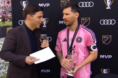 梅西：阿尔巴和布斯克茨能以冠军告别很美好，他们是我很爱的朋友