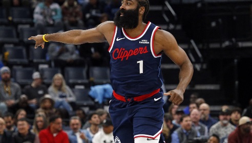 拓记：不知快船球员心态是否和球迷一样已有点消极 期待年末换血