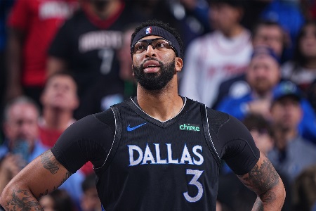 名记爆料：活塞和独行侠没有讨论过关于浓眉的交易