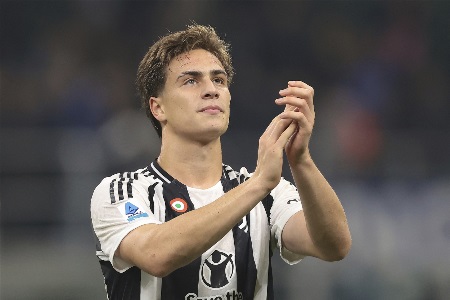 意媒：尤文开出年薪加奖金共600万欧，伊尔迪兹要求600万固定年薪