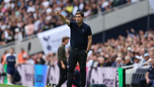 伊劳拉：最后一分钟还有两次绝佳机会，当时我想伯恩茅斯也许能赢