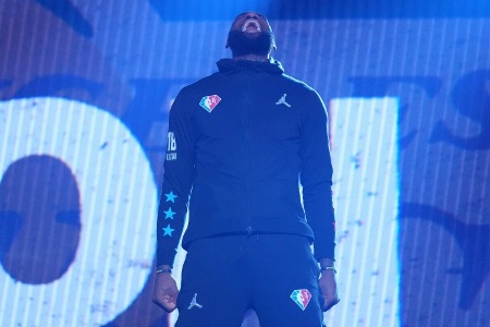 加内特大胆发言：全明星赛不用投给詹姆斯，他根本不想打