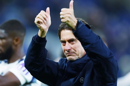 弗兰克：不理解西蒙斯为何被改判红牌 罗梅罗的动作不至于再黄牌