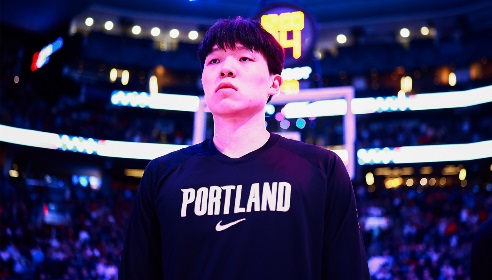 在美博主：开拓者雪藏杨瀚森 很多老美在退票 我的季票一万多美元