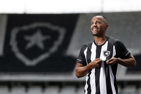 为梅西找搭档！迈阿密有意签30岁博塔弗戈中场核心弗雷塔斯