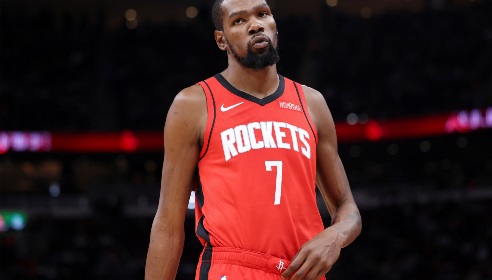 国内名嘴：今年的圣诞大战水平真的一般！