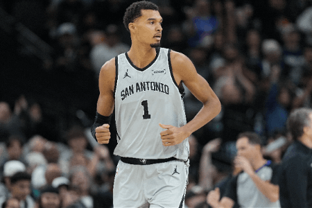 徐静雨：马刺引进哈登吧&福克斯+索汉够了 别浪费文班争冠窗口了