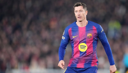 世体民调：巴萨会员选择买断拉什福德、不和莱万续约的人占多数