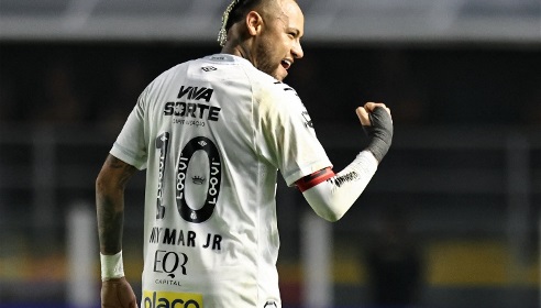 终老巴甲？内马尔同意与桑托斯续约一年！