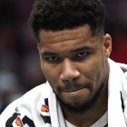 字母哥真要走？公开表态有人不按战术打