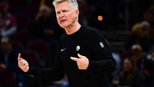 科尔自己爆料？虽满意阵容但邓利维会升级阵容