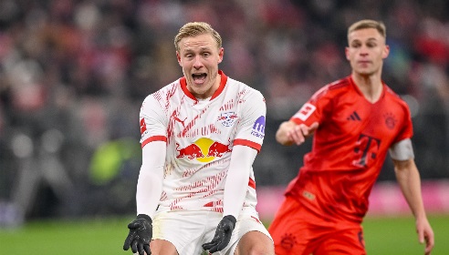 记者：尤文冬窗签施拉格要1000万欧，所以考虑夏窗再免签