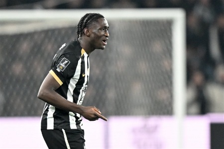 都体：米兰关注昂热19岁前锋谢里夫，有可能考虑在冬季提前收购