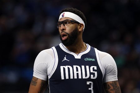 转会专家：浓眉伤势影响绝大部分交易讨论