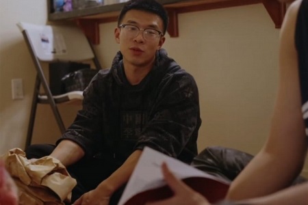 杨瀚森翻译：中国球迷抱怨时间少，但情况就是还得努力