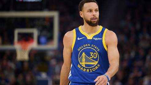 库里30岁后砍下176场30+ 超越乔丹排名后卫第一