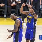 八村吹捧老詹：我认为没人能像他那样保持顶尖水准