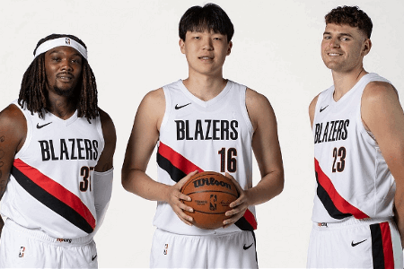 解说：克林根抢到篮板后手不放下 核心力量强 杨瀚森要好好学学