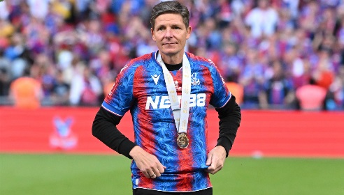 TA：水晶宫决定让格拉斯纳带队至赛季末，同时在积极运作引援