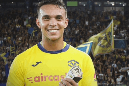 迪马：拉齐奥正和维罗纳谈吉奥瓦尼转会，希望用贝拉亚内加钱交换