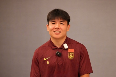 现在留洋太早？徐彬：我都快22不年轻了，要提高就要走出去