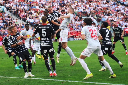 欧联情报：维拉多伤缺荒用小将，萨尔茨堡头号射手新增伤情！