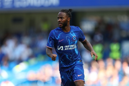 那不勒斯总监：目前斯特林这笔转会很难实现，他的薪资预期非常高