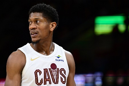 湖人有意骑士亨特！但筹码是文森特和克莱伯