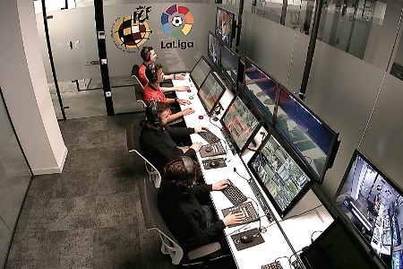 科贝：西班牙裁委会制定新规，主裁判被VAR两次纠正将被处罚