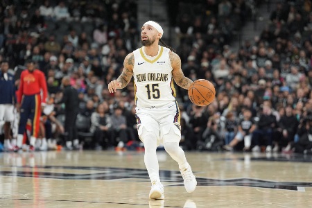 队记：阿尔瓦拉多仍是尼克斯交易目标 想换米西可能要多个选秀权