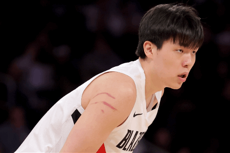 杨瀚森能否长留NBA？解说：球队的战术对他不友好 看他的下限如何
