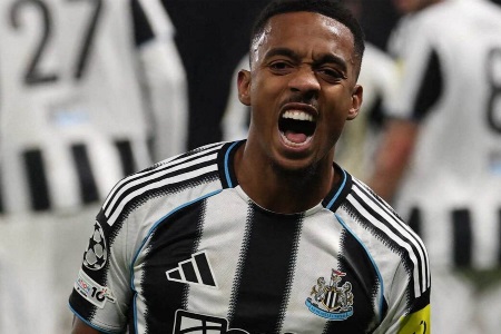 欧冠情报：纽卡三大中卫出现用人荒，卡拉巴赫核心中卫伤退！