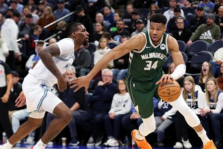 周五319NBA常规赛推荐：尼克斯VS雄鹿