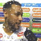 内马尔：上周说我一无是处该退役了，今天就反转说我该穿巴西10号