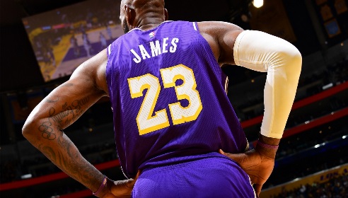 杰弗森：文班和詹姆斯一样天花板是历史Top5 很多人只为生存而战