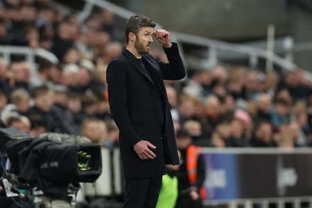 曼联名宿预测余下赛程：不败进入下赛季欧冠