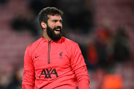 罗马诺：国米和尤文都有意阿利松，首选仍是留队