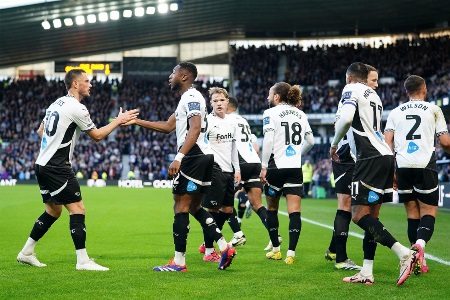 周一005英冠联赛推荐：朴茨茅斯VS德比郡