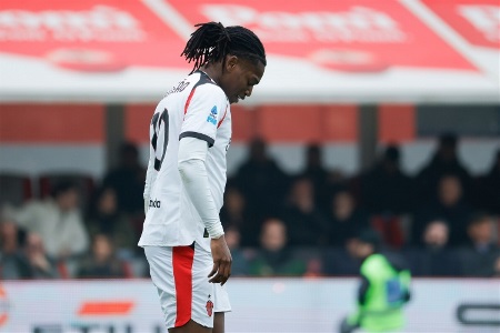 斯基拉：英超俱乐部询问莱奥情况，米兰今夏可能7000万欧出售球员