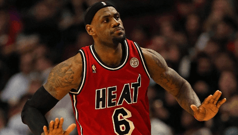 心目中最难防的球员？杜兰特：我会说是迈阿密时期的詹姆斯！