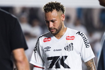 内马尔：没能入选巴西队我很失落、难过 还有最后一次机会