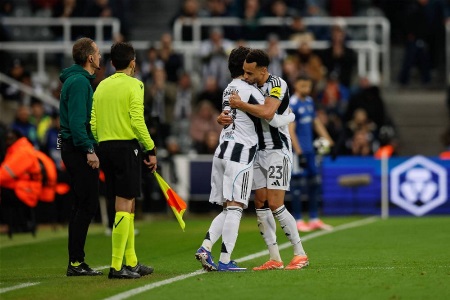 欧冠情报：巴萨中场迎身价飞涨，纽卡两将出战成疑