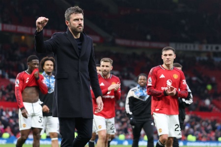 英超情报：伯恩茅斯中场核心缺阵，曼联伤病集中在防线