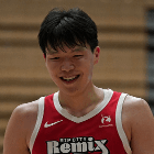 媒体人：杨瀚森最近两场有点像克林根的打法 在场上意义十足