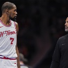 KD即将超乔丹！乌度卡：他破纪录几乎成了家常便饭 没啥可惊讶的