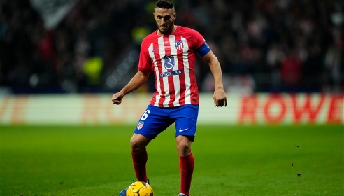 点球没吹？科克：裁判给出的解释是他没看到点球，VAR也没有提示