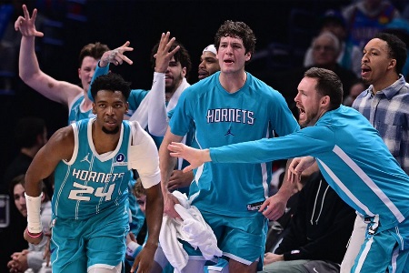 周二306NBA分析：国王VS黄蜂推荐