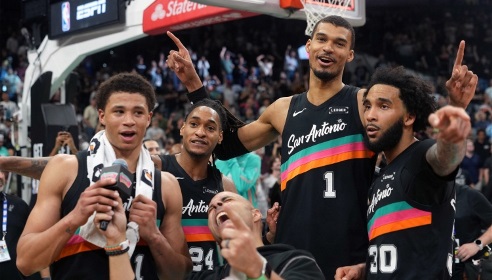 瓦塞尔：这支马刺会让整个联盟头疼 现在作马刺球迷太激动人心了