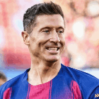 罗马诺：巴萨愿为莱万提供降薪续约合同，多家俱乐部关注球员